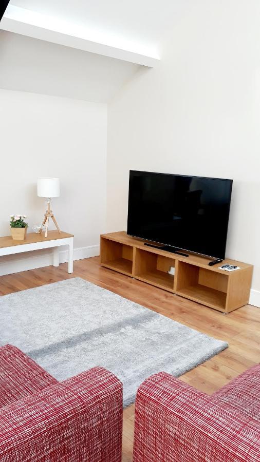 Riverside Marina Apartments Lanesborough المظهر الخارجي الصورة